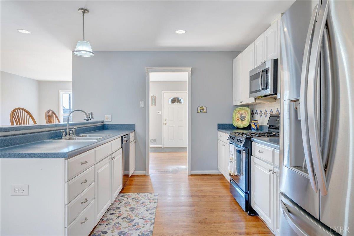 4408 Montgomery Road Lynchburg, VA 24503 - Photo 7 of 55