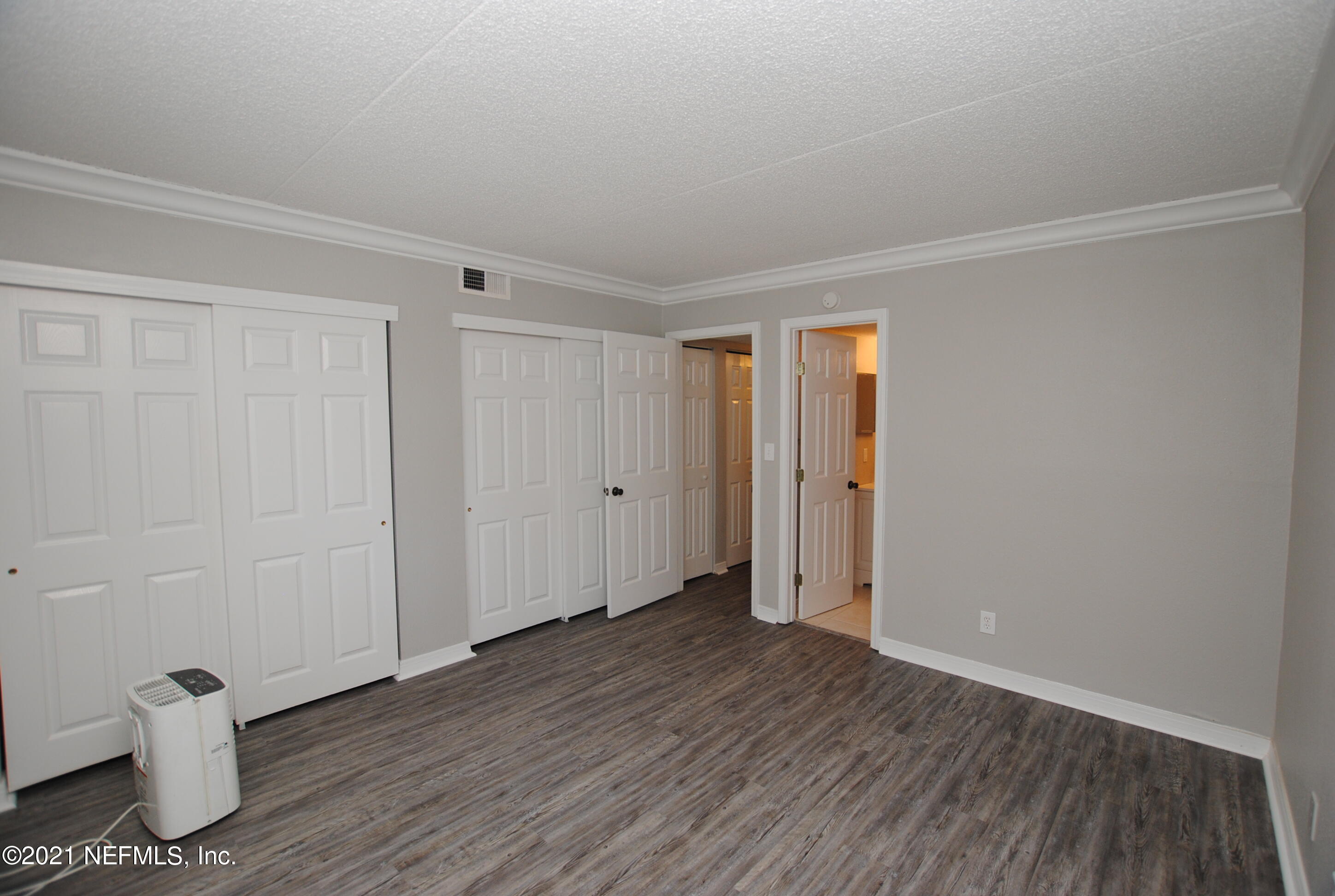 355 Monument Road, Unit 17 E1 Jacksonville, FL 32225 - Photo 12 of 19 DSC_0164