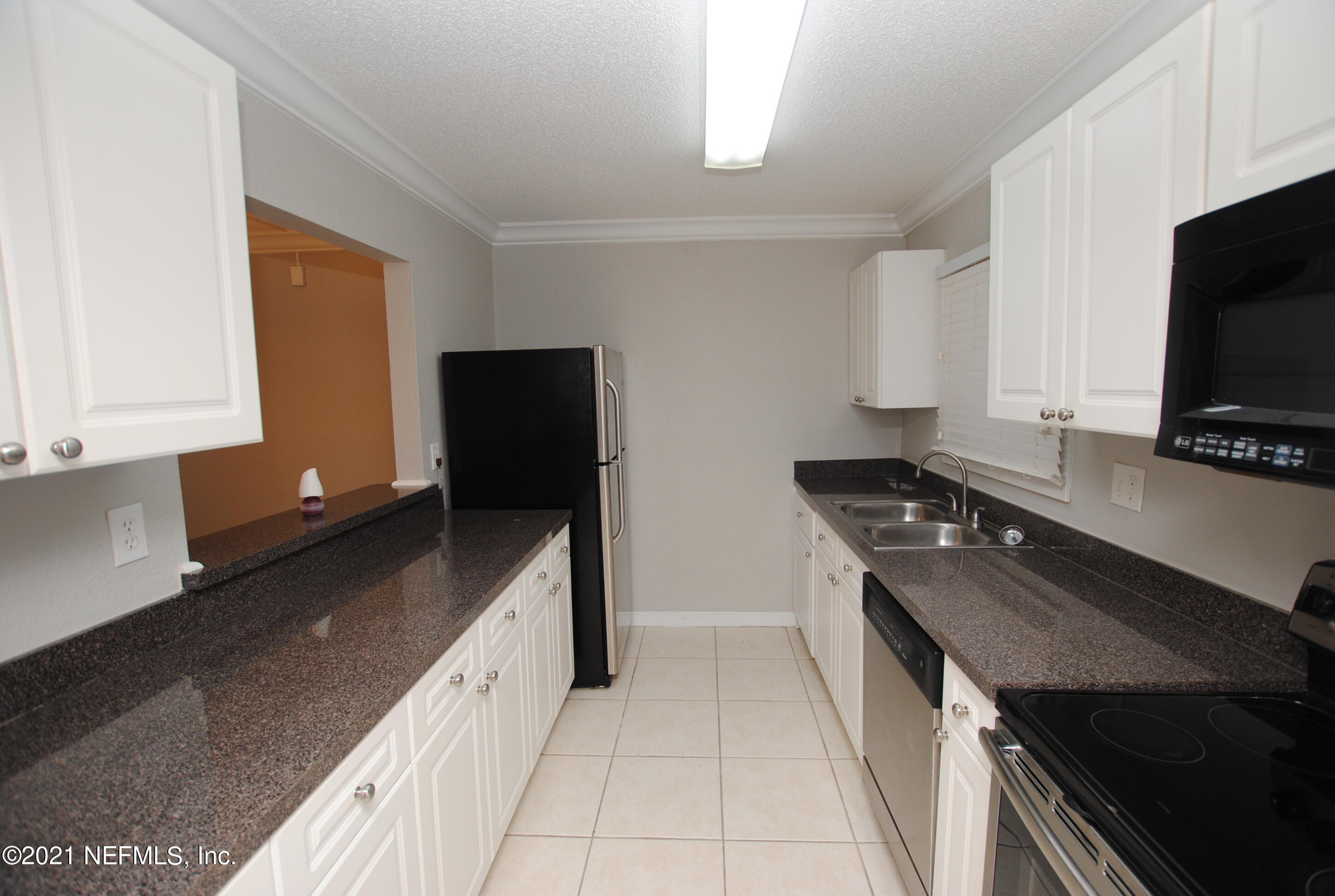 355 Monument Road, Unit 17 E1 Jacksonville, FL 32225 - Photo 3 of 19 DSC_0154