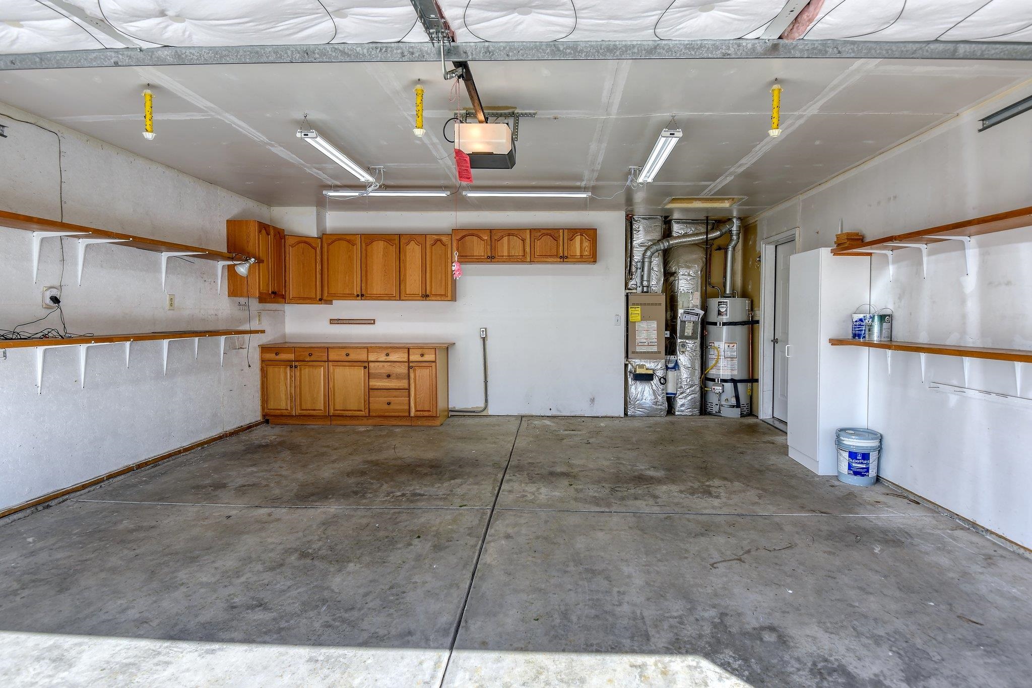 205 South Tschirley Road Greenacres, WA 99016 - Photo 13 of 48