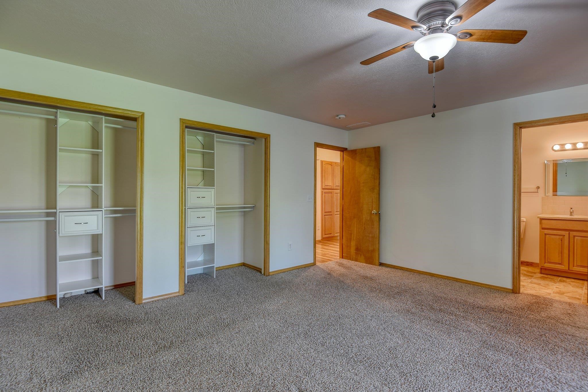 205 South Tschirley Road Greenacres, WA 99016 - Photo 16 of 48