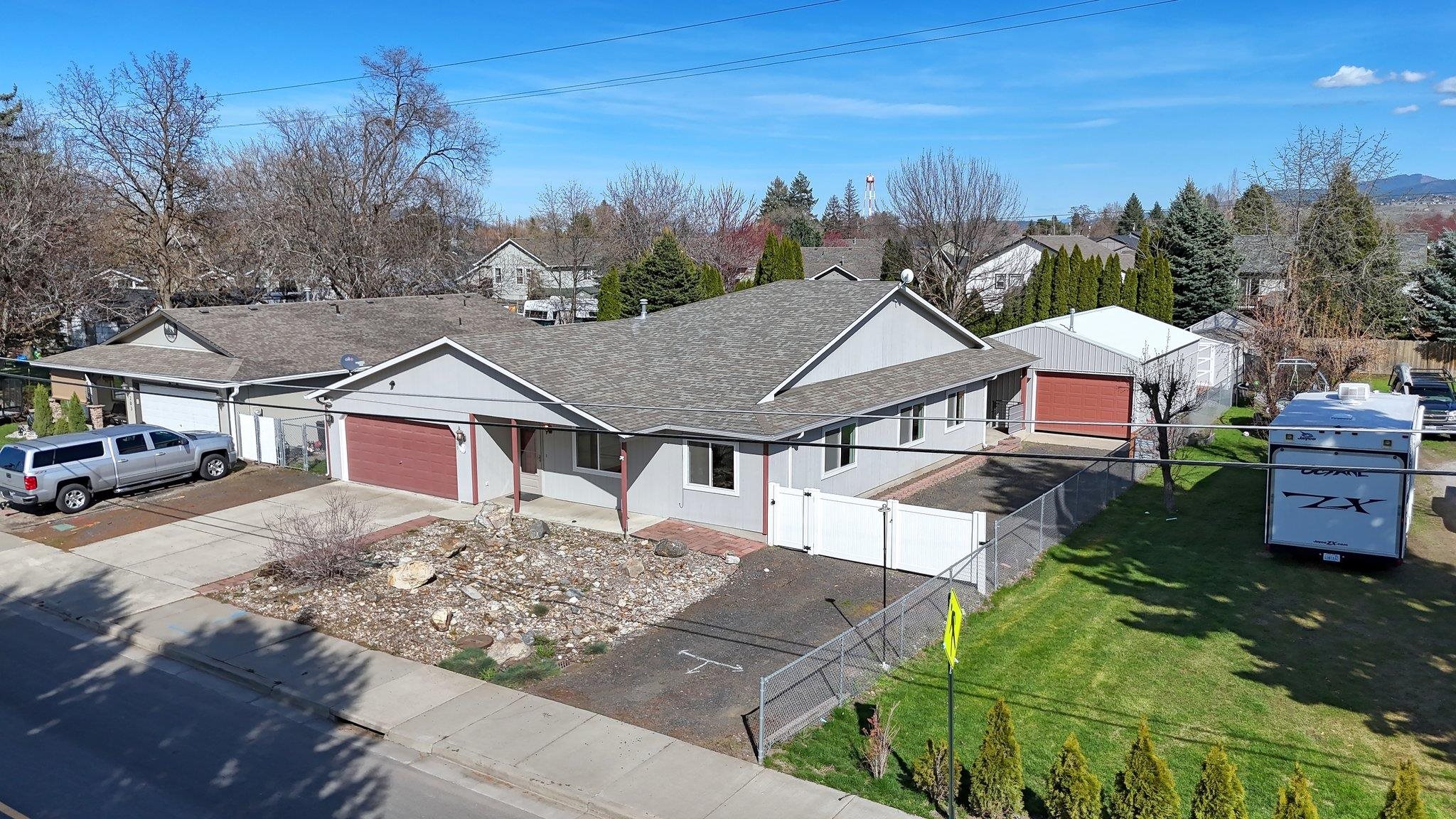 205 South Tschirley Road Greenacres, WA 99016 - Photo 2 of 48