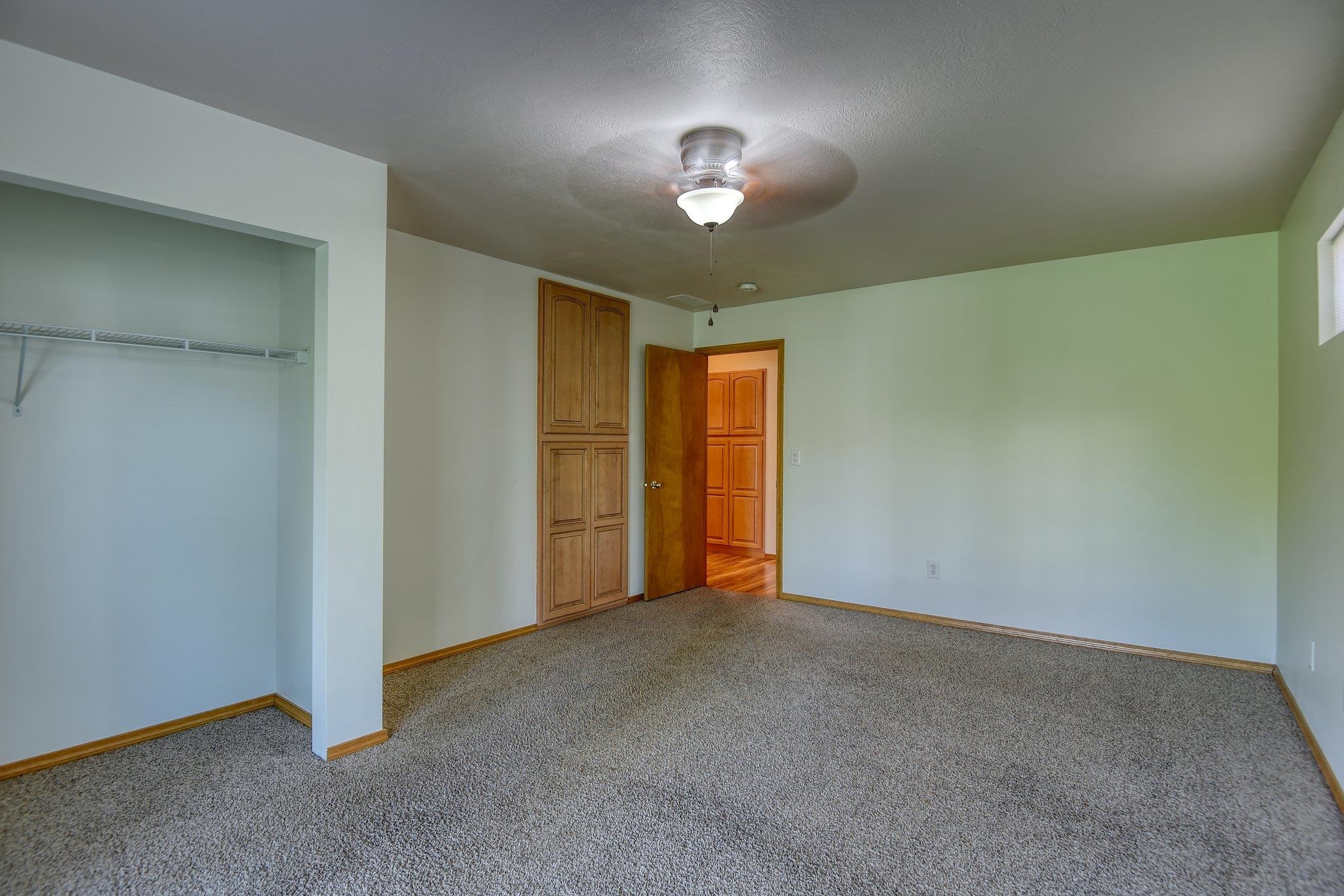 205 South Tschirley Road Greenacres, WA 99016 - Photo 23 of 48