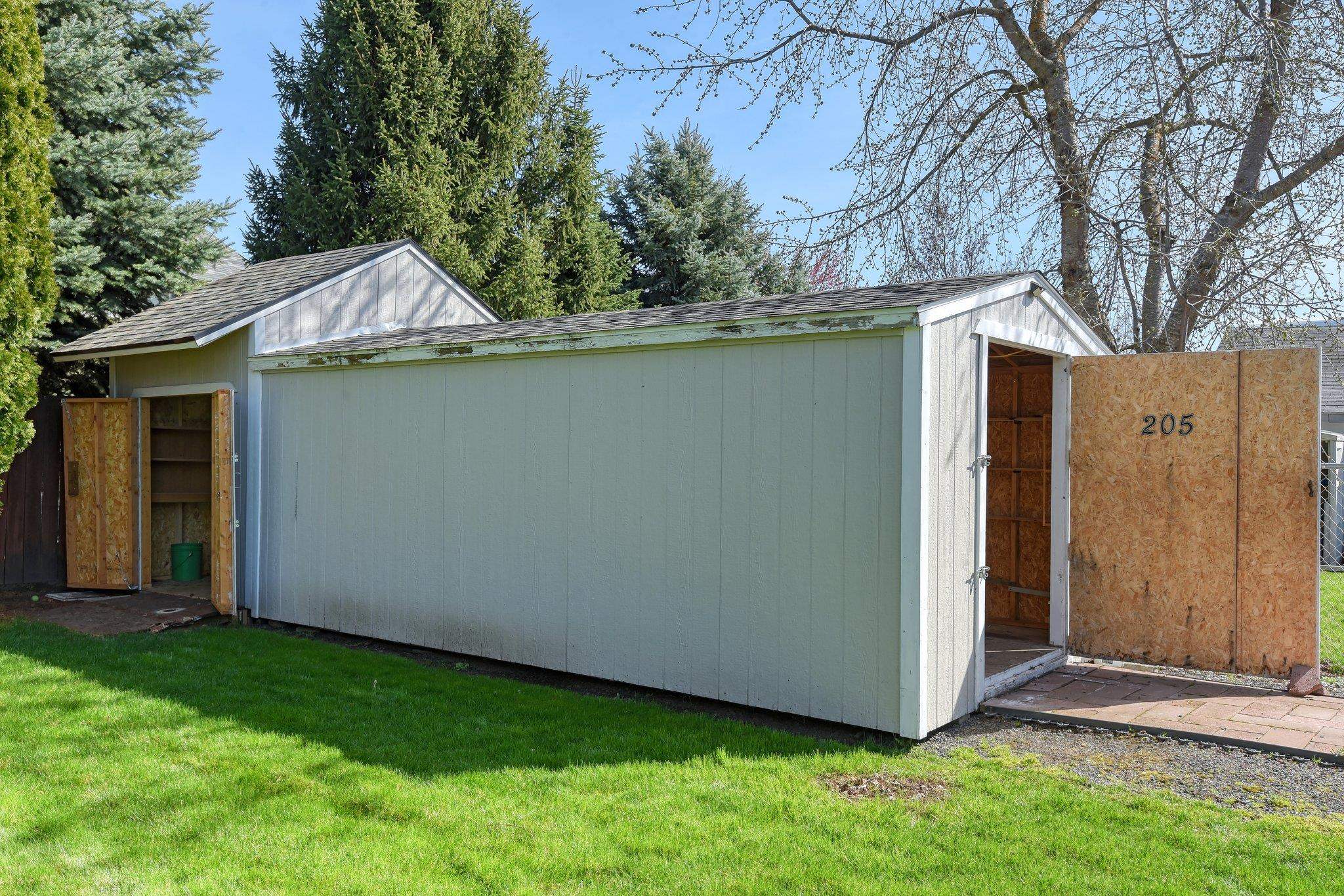 205 South Tschirley Road Greenacres, WA 99016 - Photo 34 of 48