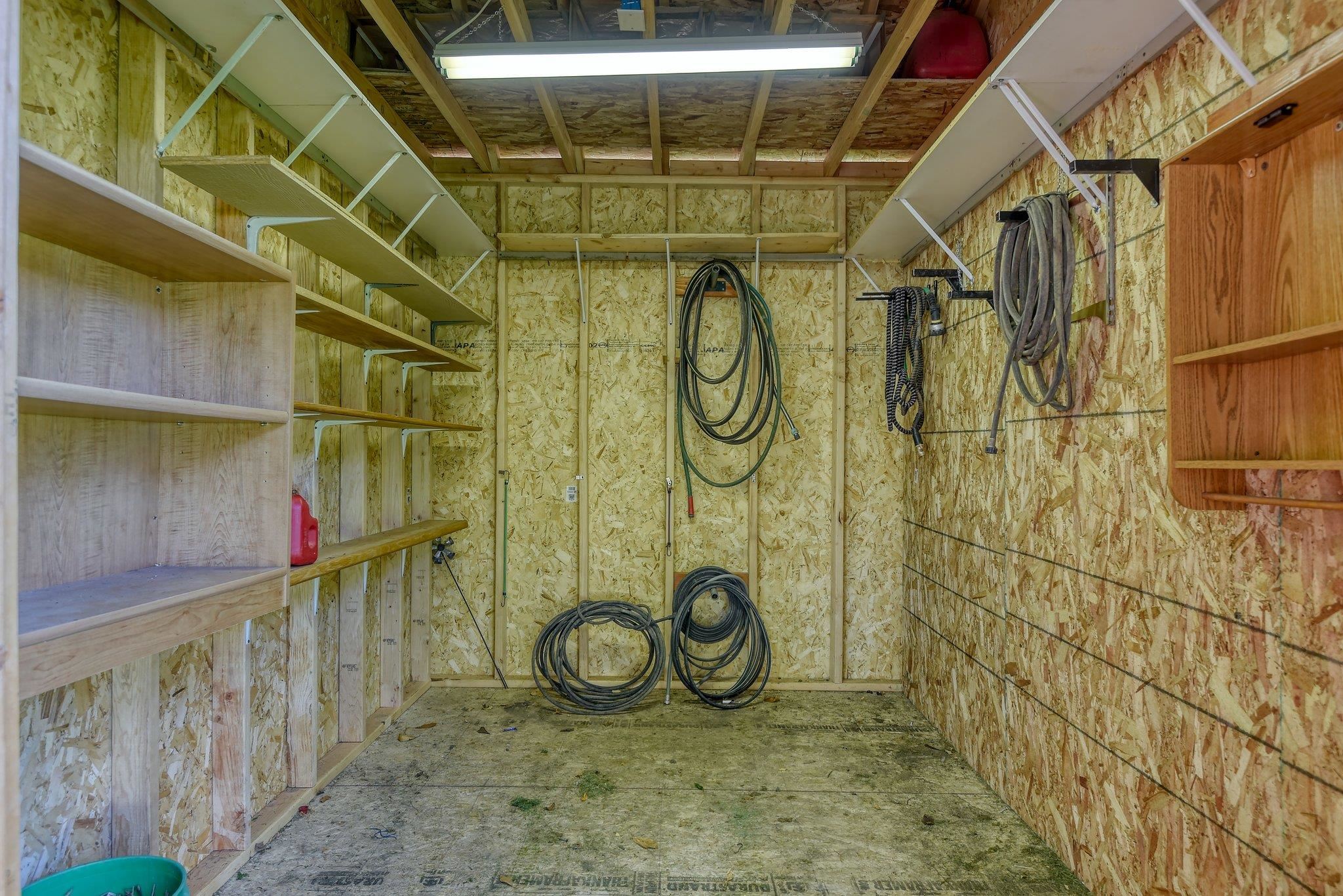 205 South Tschirley Road Greenacres, WA 99016 - Photo 36 of 48