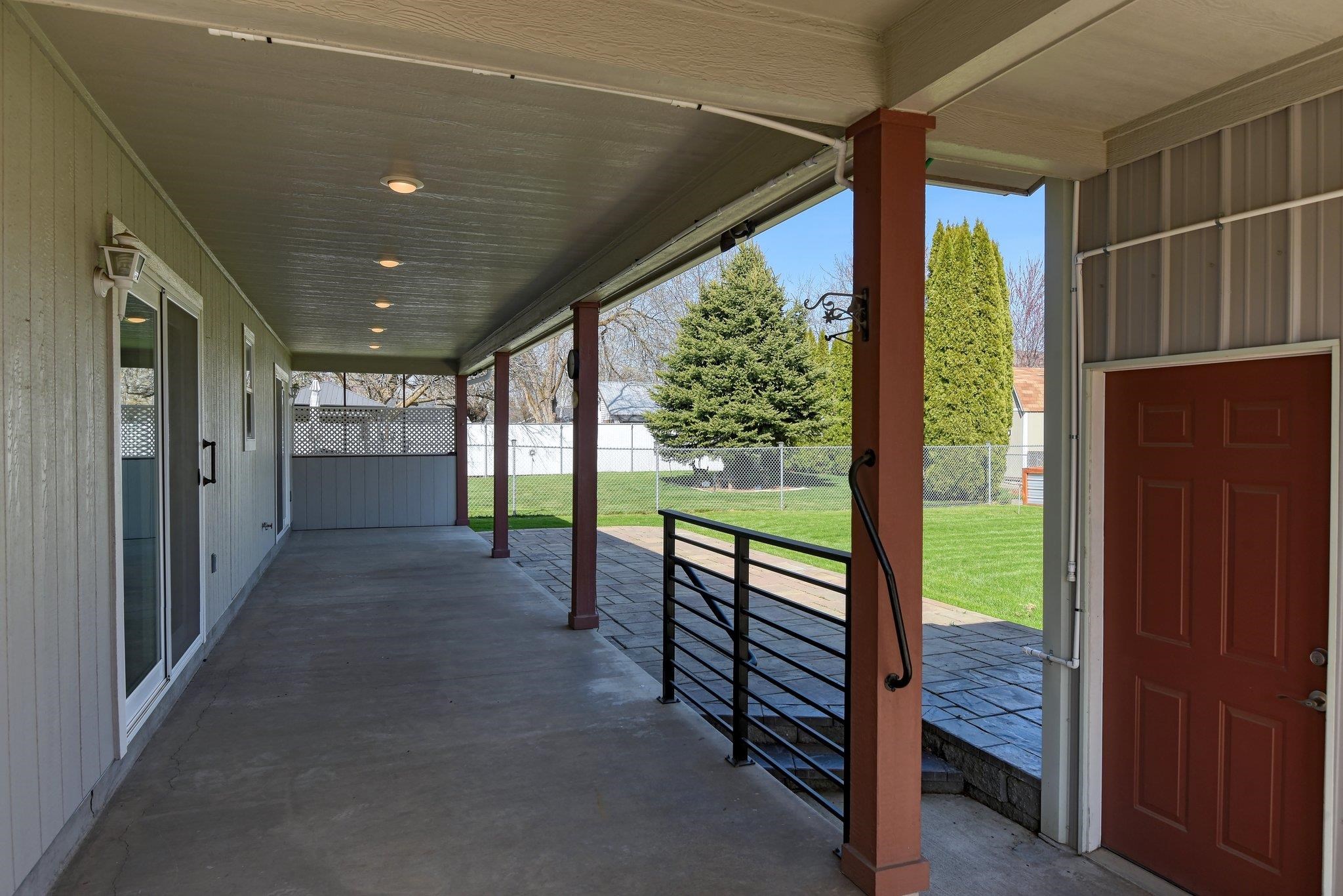 205 South Tschirley Road Greenacres, WA 99016 - Photo 39 of 48