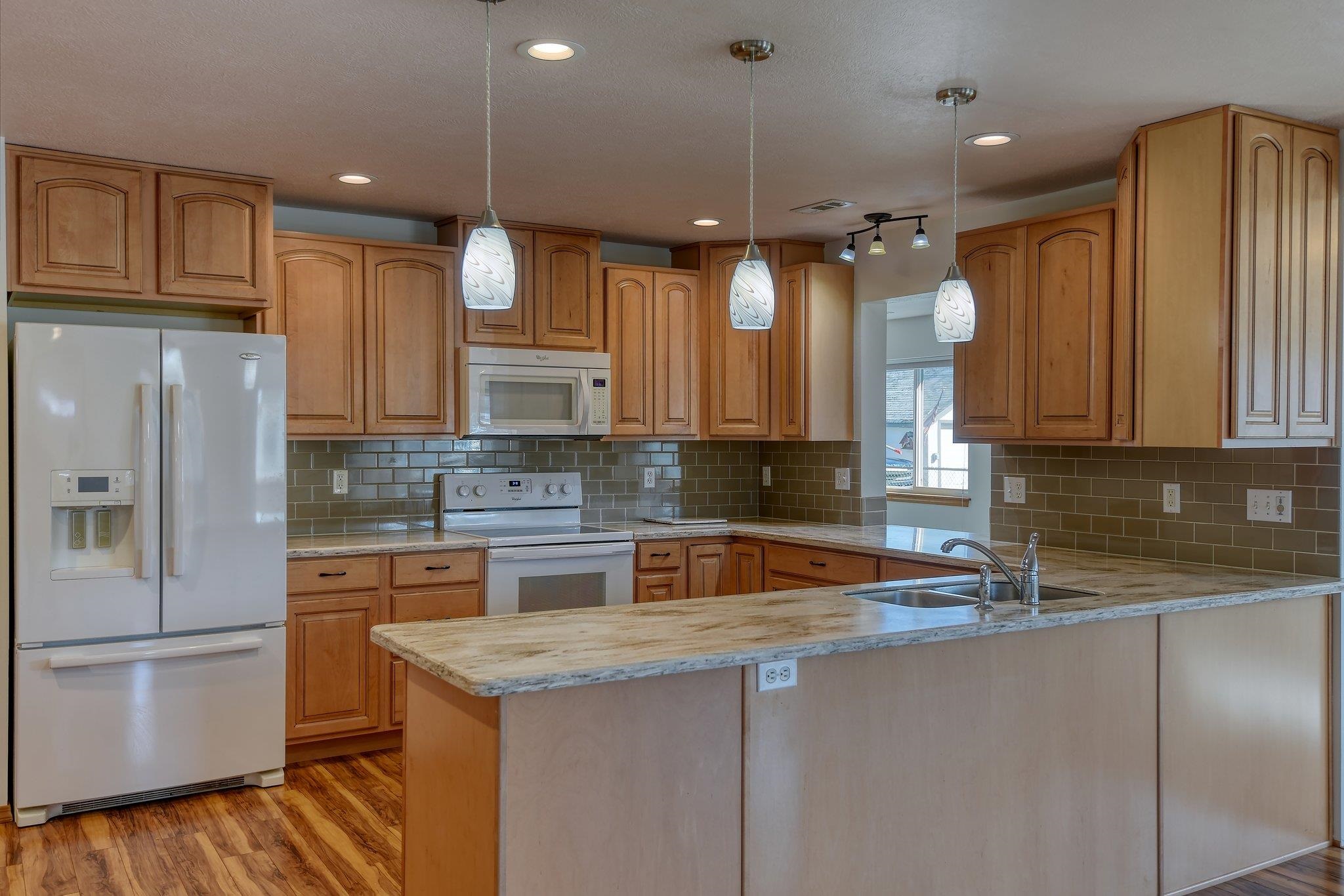 205 South Tschirley Road Greenacres, WA 99016 - Photo 9 of 48