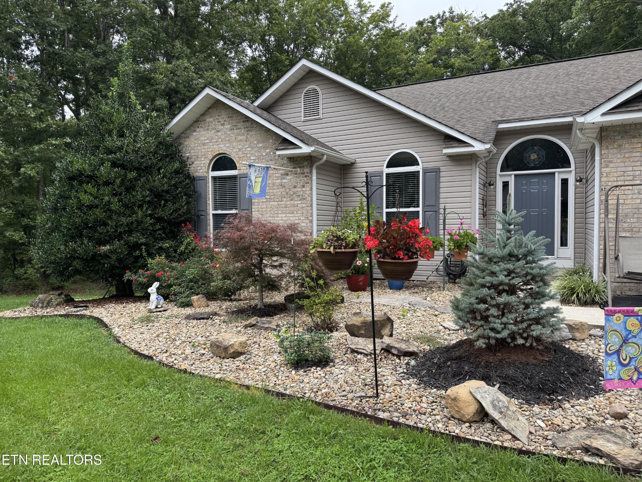 160 Brady Lane Oneida, TN 37841 - Photo 12 of 43 a front view of house with backyard and green space