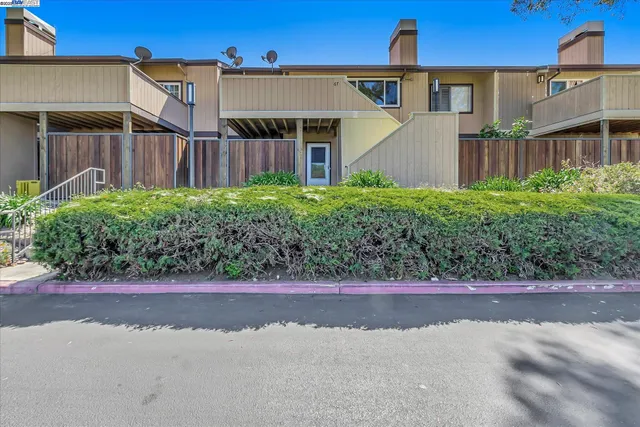 $649,999 | 67 Silcreek Drive, San Jose, CA 95116