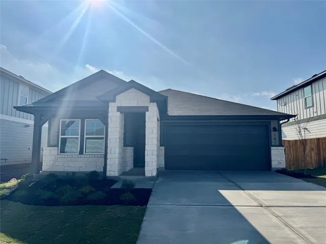 $368,705 | 141 Boondoggle Ridge, Cedar Creek, TX 78612