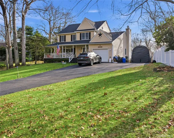 $750,000 | 38 Elizabeth Drive, Wading River, NY 11792