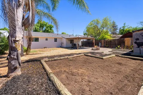 $399,000 | 2100 Bowling Green Drive, Sacramento, CA 95825