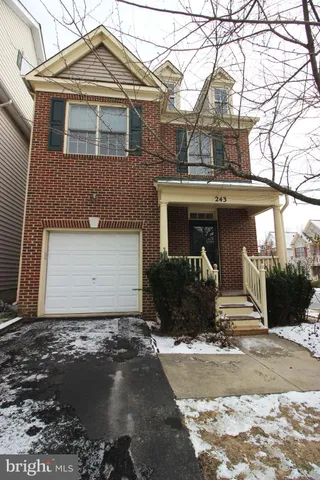 $3,300 | 243 Winter Walk Drive, Gaithersburg, MD 20878