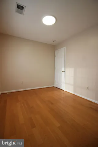 $3,300 | 243 Winter Walk Drive, Gaithersburg, MD 20878