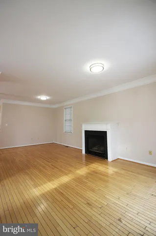 $3,300 | 243 Winter Walk Drive, Gaithersburg, MD 20878