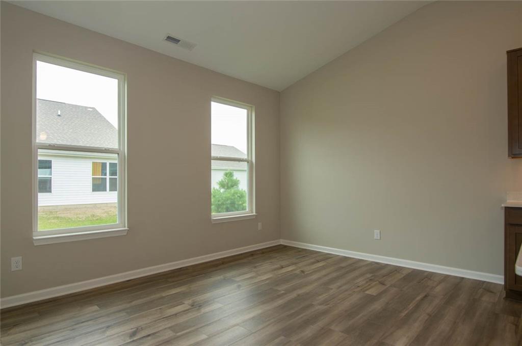 9842 Constellation Drive Pendleton, IN 46064 - Photo 13 of 28