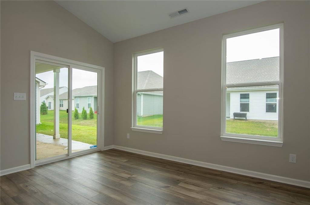 9842 Constellation Drive Pendleton, IN 46064 - Photo 14 of 28