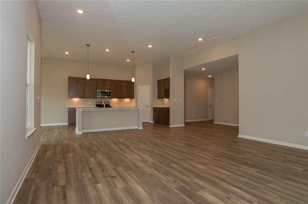 9842 Constellation Drive Pendleton, IN 46064 - Photo 5 of 28