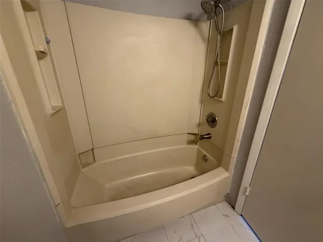 $189,000 | 1045 South Flagler Avenue, Unit 717, Pompano Beach, FL 33060