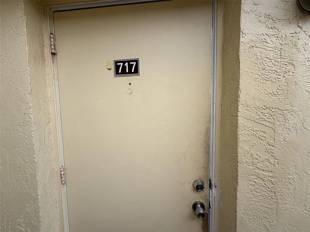 $189,000 | 1045 South Flagler Avenue, Unit 717, Pompano Beach, FL 33060