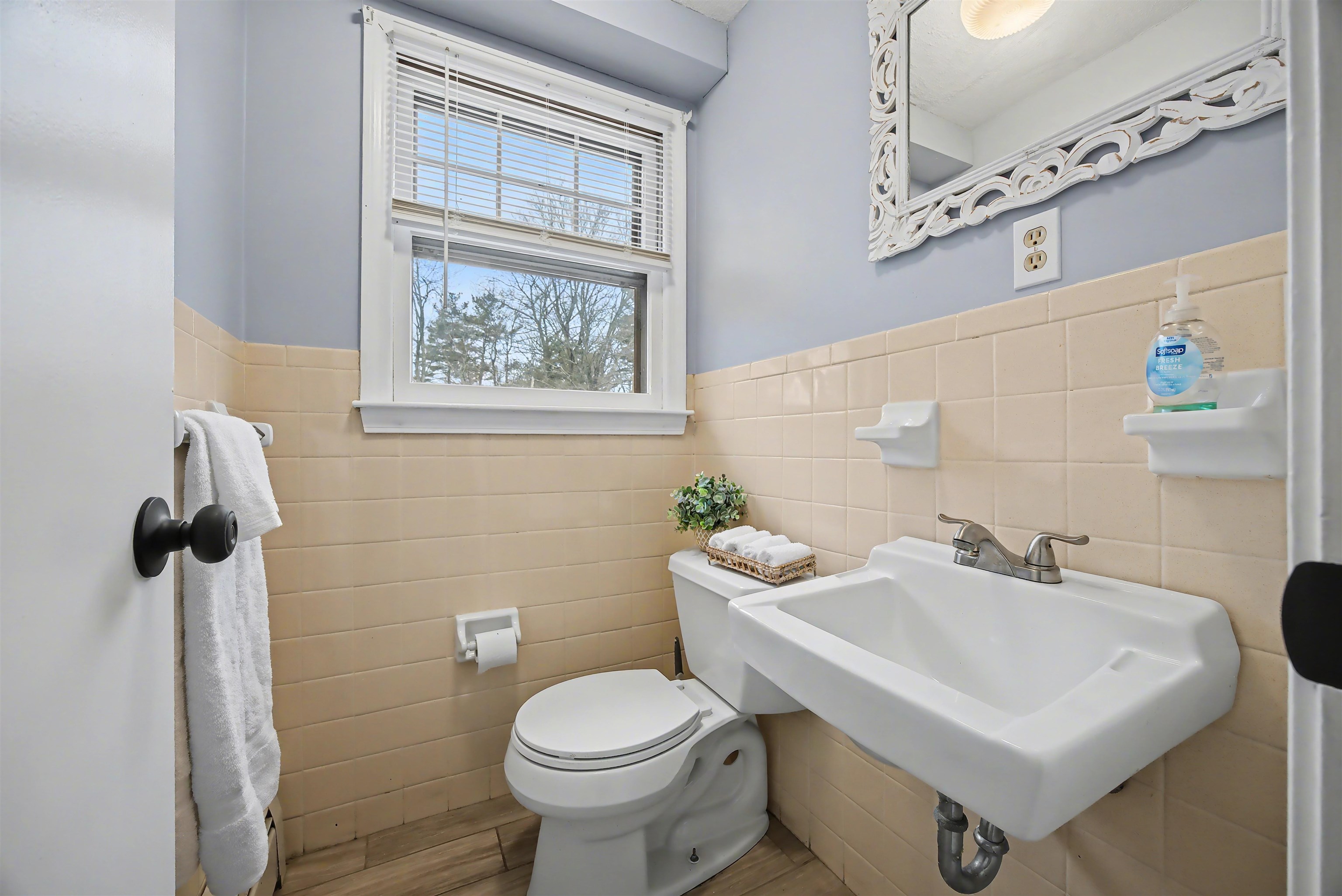 38 Midridge Circle Londonderry, NH 03053 - Photo 18 of 28