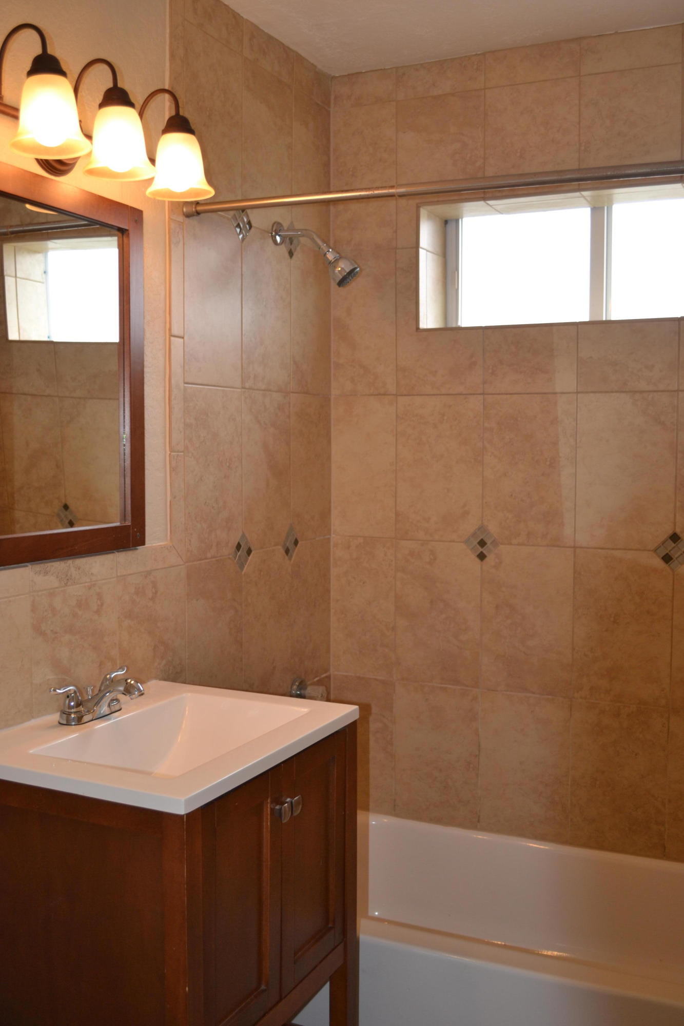 532 Beech Road West Palm Beach, FL 33409 - Photo 4 of 11 DSC_0014