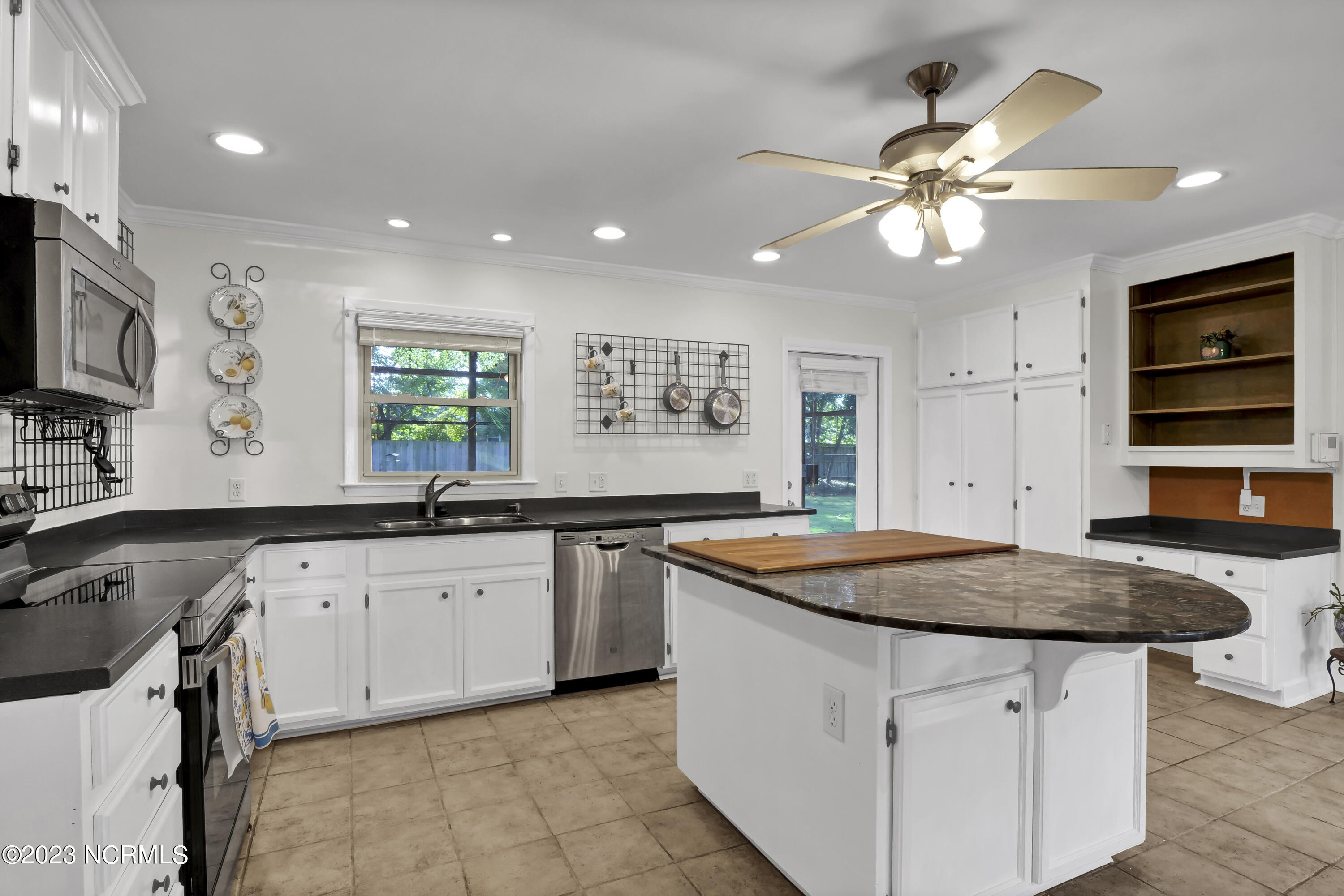 218 Apollo Drive Wilmington, NC 28405 - Photo 15 of 36 PJA16455