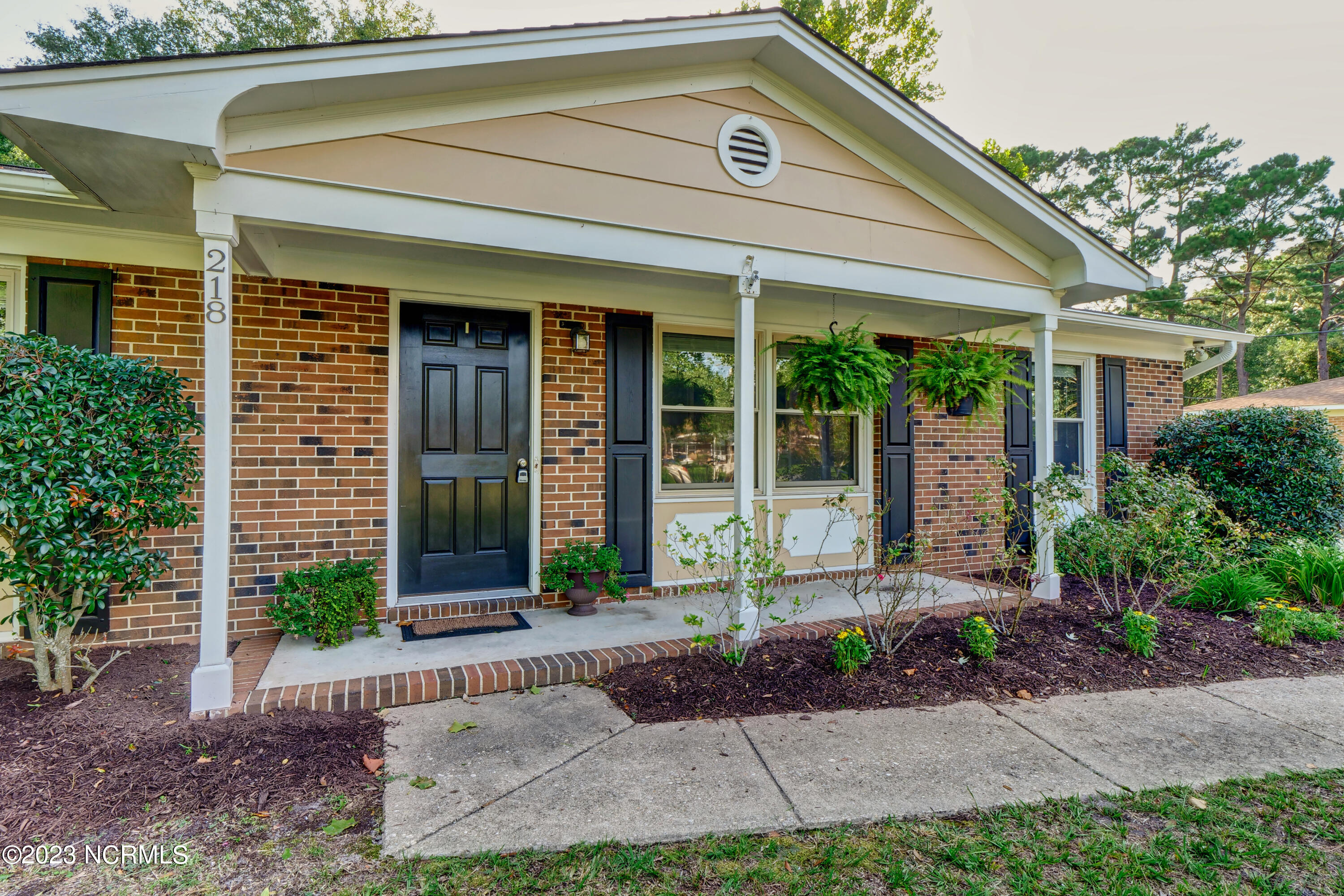 218 Apollo Drive Wilmington, NC 28405 - Photo 7 of 36 PJA16579_80_81_82_83
