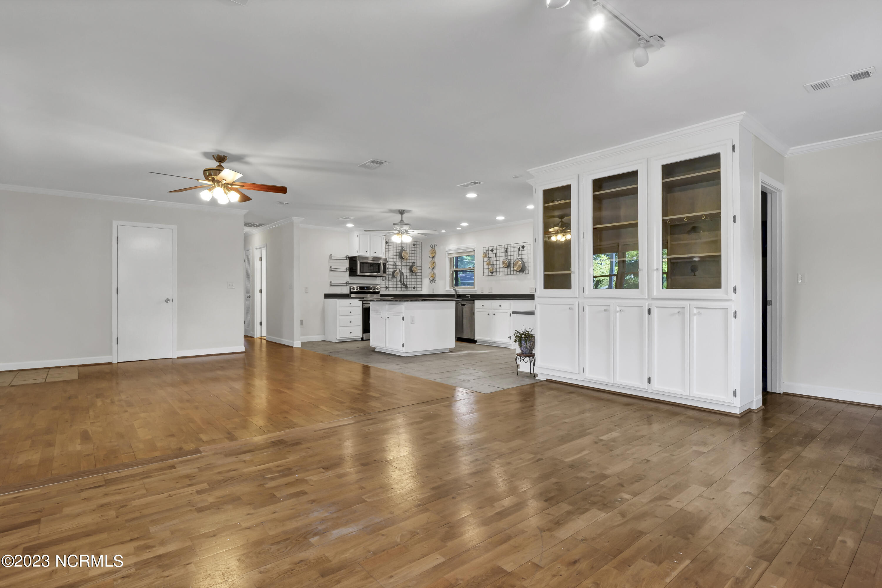218 Apollo Drive Wilmington, NC 28405 - Photo 9 of 36 PJA16425