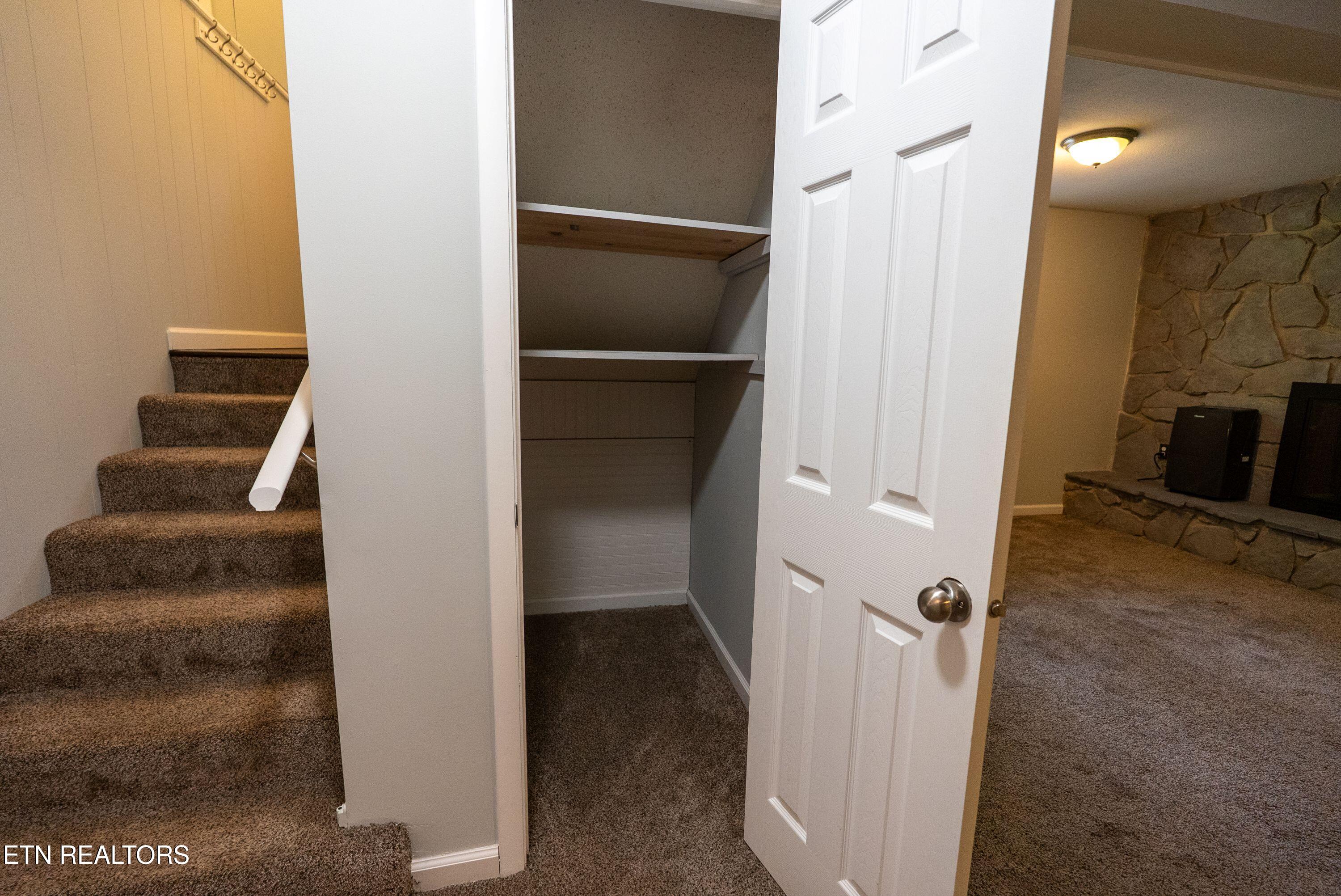 6008 Ridgewood Road Knoxville, TN 37918 - Photo 32 of 50 DSC06517