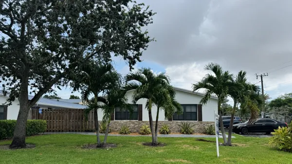 $1,916 | 522 Southwest 20th Avenue, Unit 2, Fort Lauderdale, FL 33312