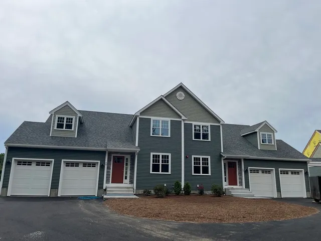 $694,900 | 2 B Oak Street, Unit 2B, Mansfield, MA 02048