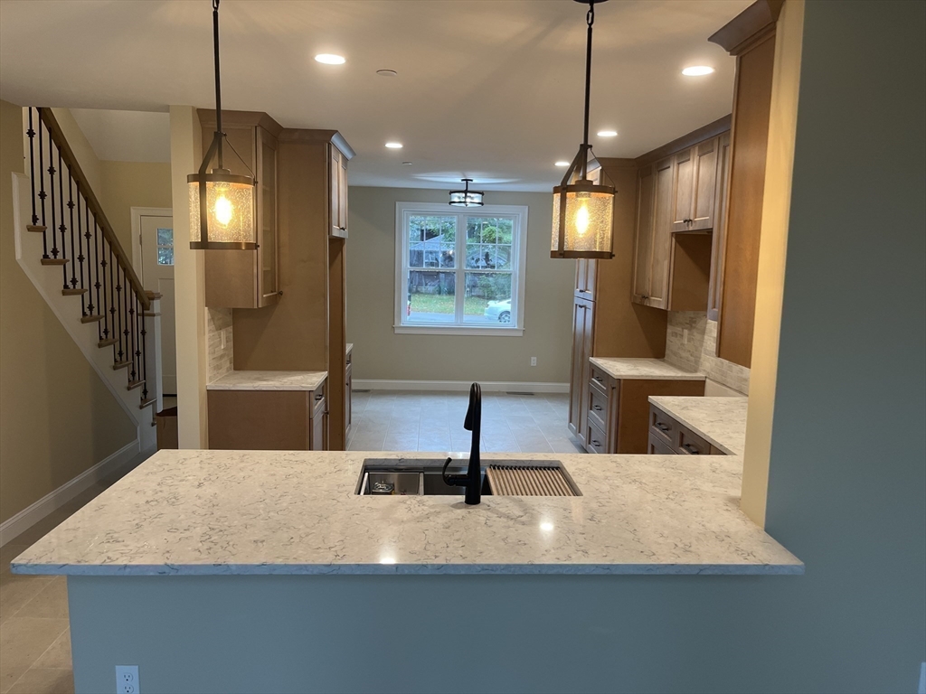 2 B Oak Street, Unit 2B Mansfield, MA 02048 - Photo 11 of 38