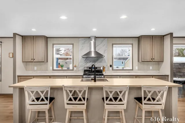 $130,000 | 1285 Ashbrook Street Northeast, Belmont, MI 49306