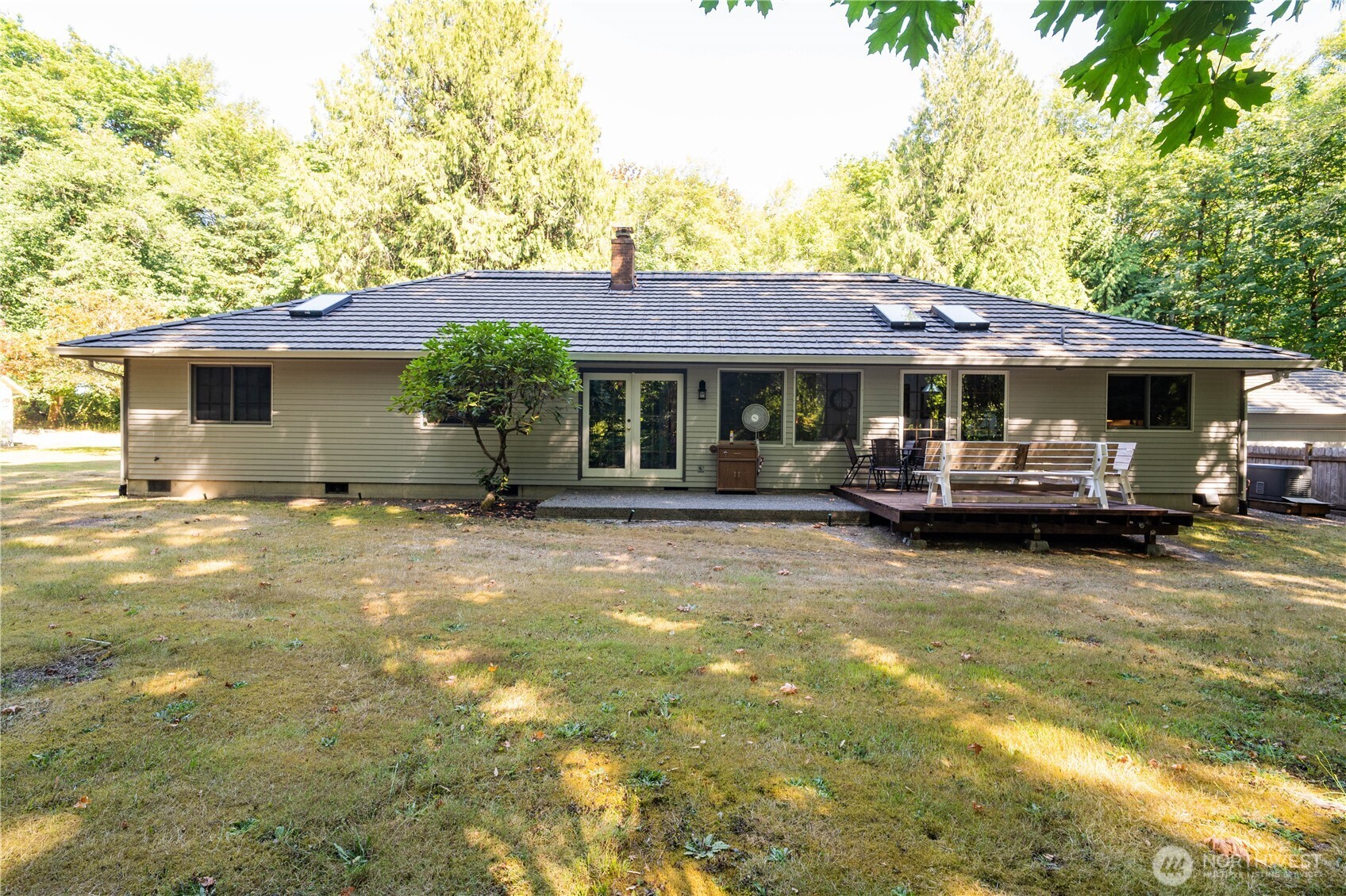 2102 Mark Street Northeast Olympia, WA 98516 - Photo 34 of 37 a front view of a house with garden