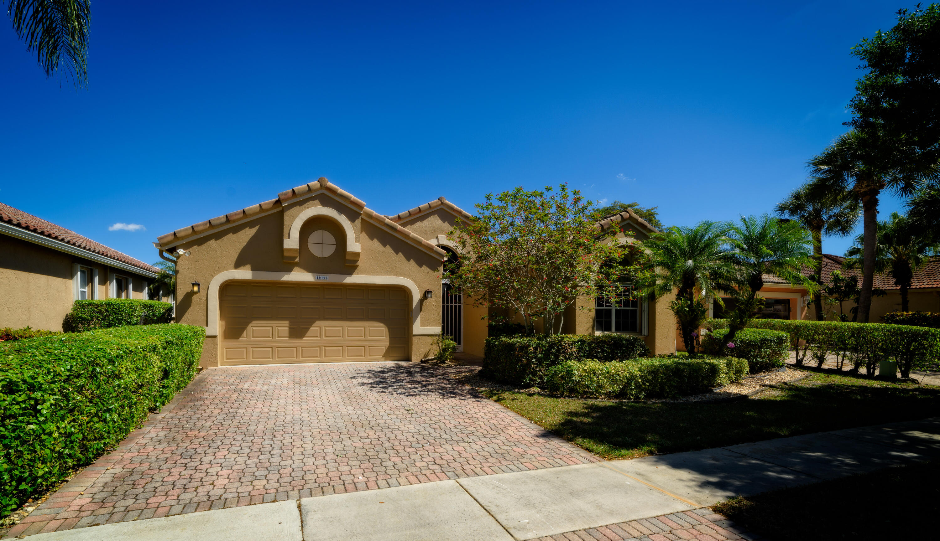 10102 Diamond Lake Road Boynton Beach, FL 33437 - Photo 2 of 20 FRONT