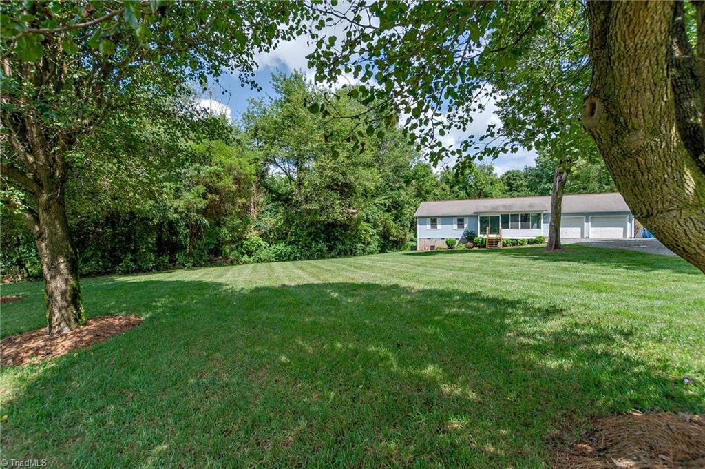 7227 Greeson Road Whitsett, NC 27377 - Photo 2 of 31 Gallery Image 2