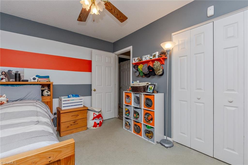 7227 Greeson Road Whitsett, NC 27377 - Photo 18 of 31 Gallery Image 18