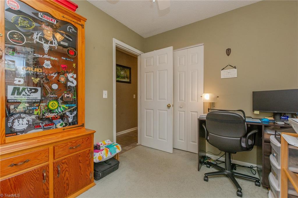 7227 Greeson Road Whitsett, NC 27377 - Photo 20 of 31 Gallery Image 20