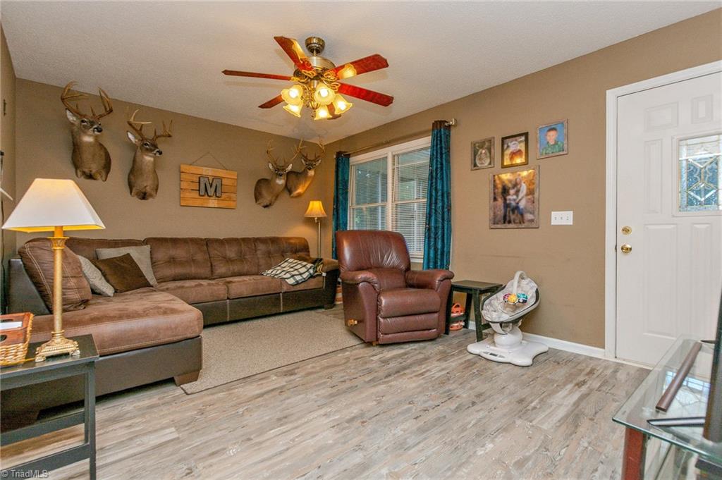 7227 Greeson Road Whitsett, NC 27377 - Photo 9 of 31 Gallery Image 9