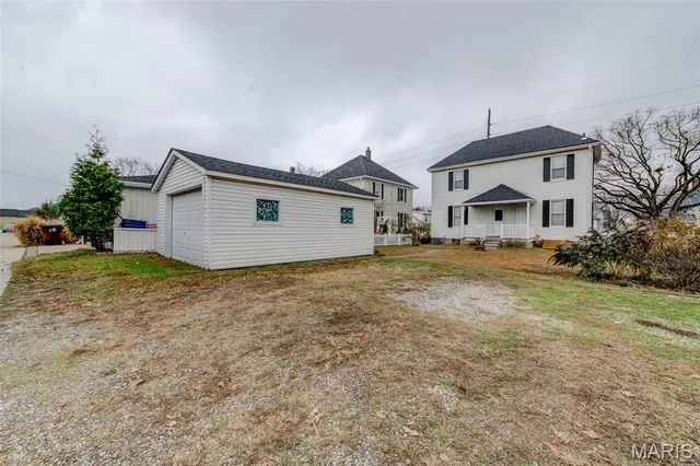 $222,500 | 909 Madison Street, St. Charles, MO 63301