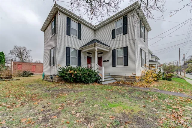 $222,500 | 909 Madison Street, St. Charles, MO 63301