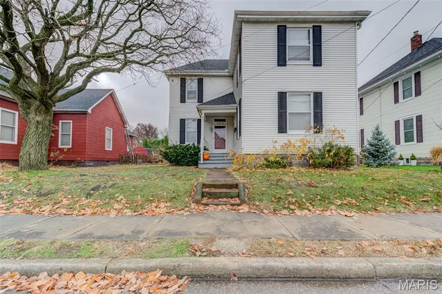 $222,500 | 909 Madison Street, St. Charles, MO 63301