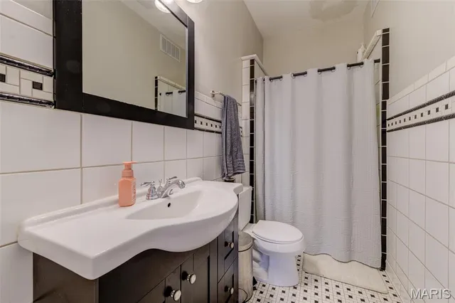 $222,500 | 909 Madison Street, St. Charles, MO 63301