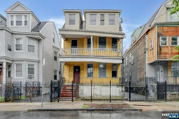 $519,900 | 249 4th Street, Newark, NJ 07107