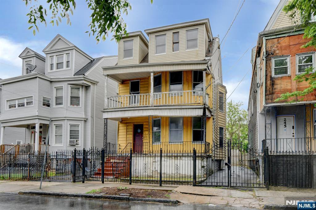 249 4th Street Newark, NJ 07107 - Photo 2 of 41