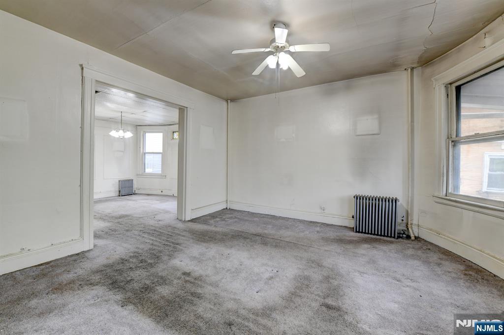 249 4th Street Newark, NJ 07107 - Photo 27 of 41