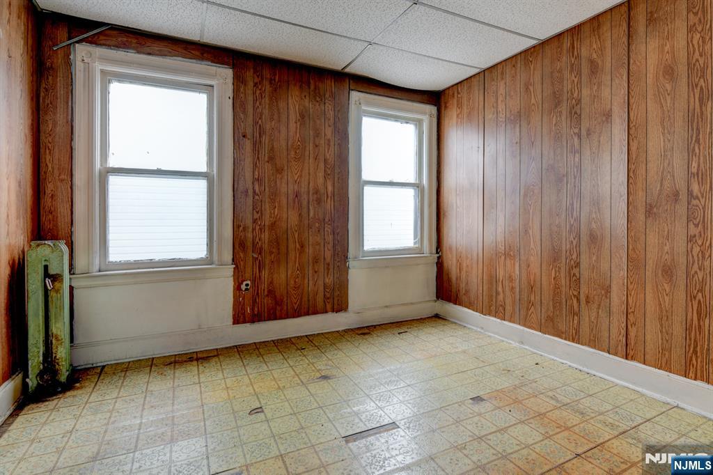 249 4th Street Newark, NJ 07107 - Photo 34 of 41