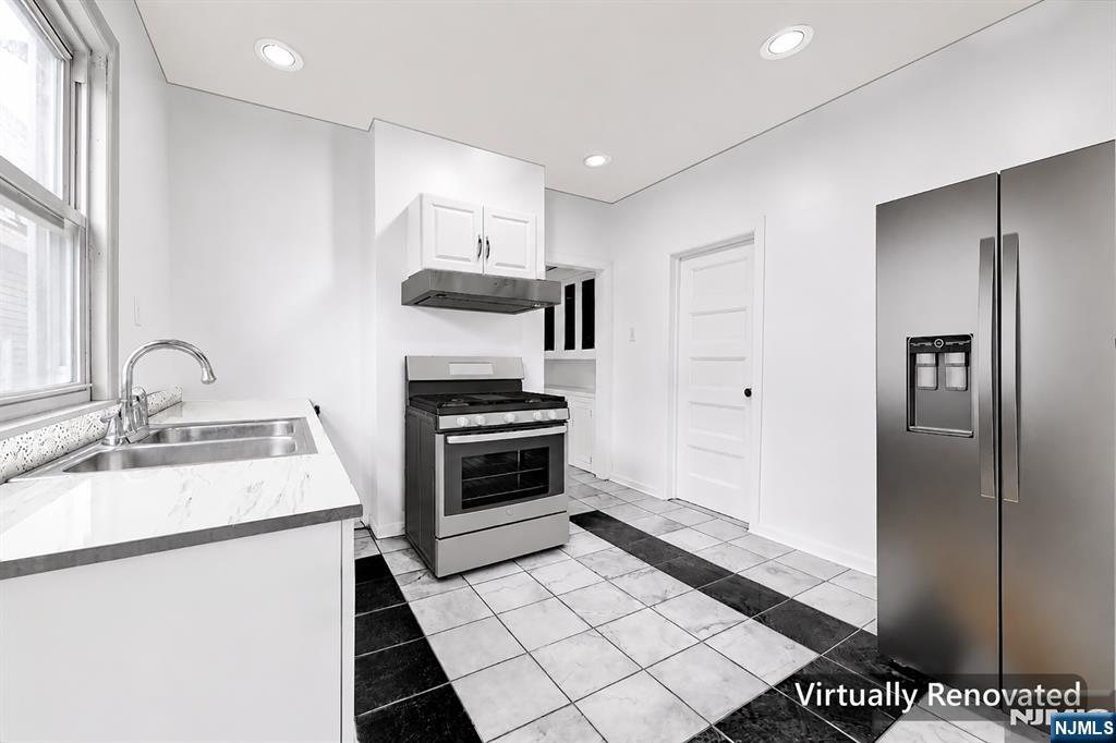 249 4th Street Newark, NJ 07107 - Photo 35 of 41