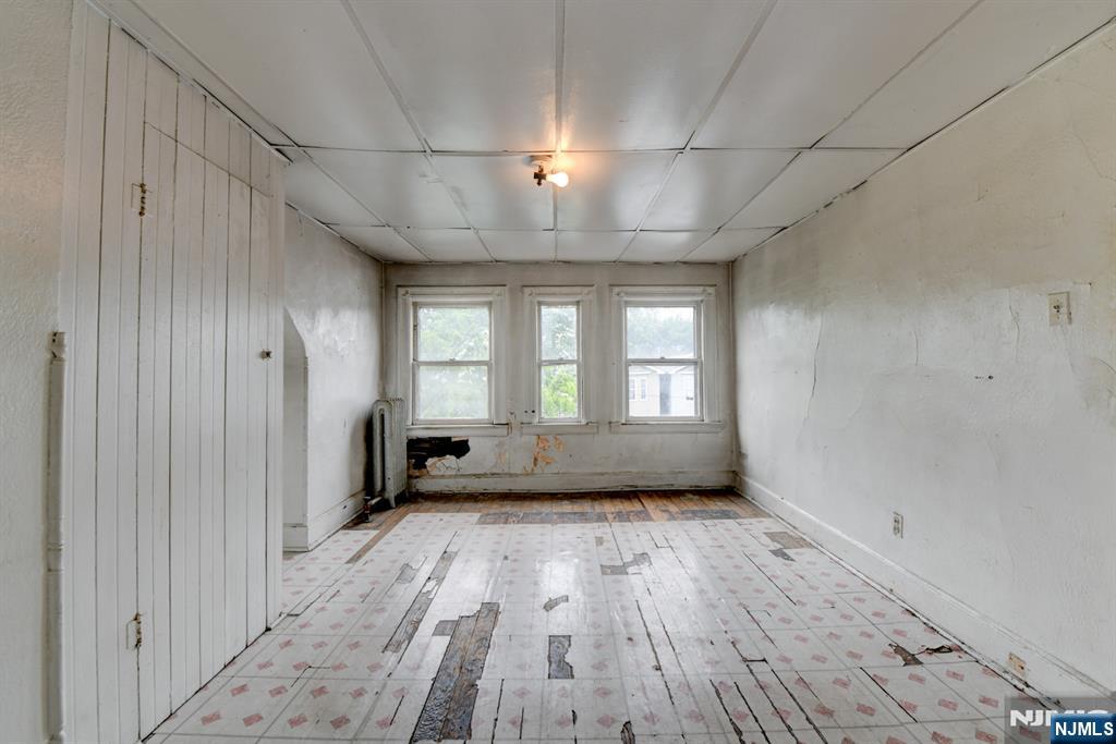 249 4th Street Newark, NJ 07107 - Photo 40 of 41